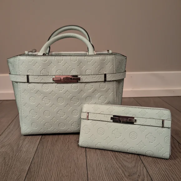 Guess MINT Handbag and Wallet Set - Picture 1 of 7